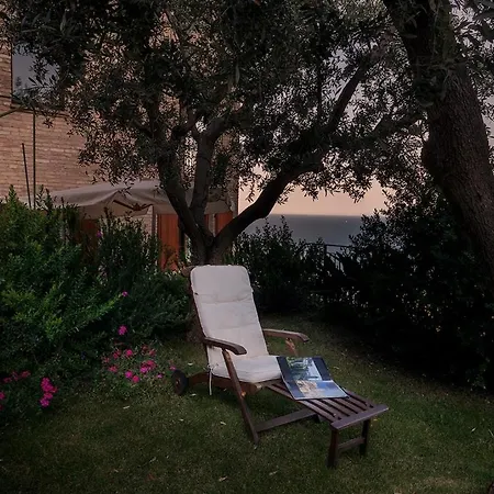 Historical Patio - Sea View, Garden, Ac Apartman Cupra Marittima